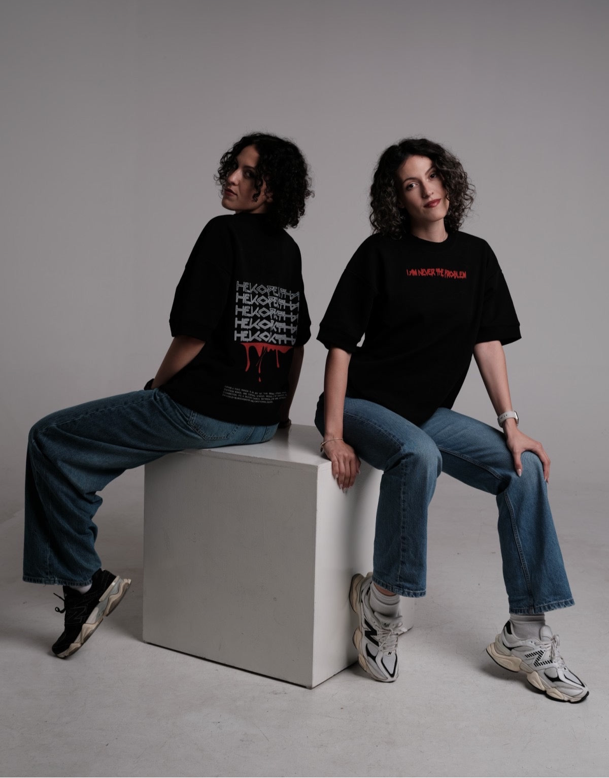 T-SHIRT - LADIES - I AM NEVER THE PROBLEM - ONE SIZE / OVERSIZED